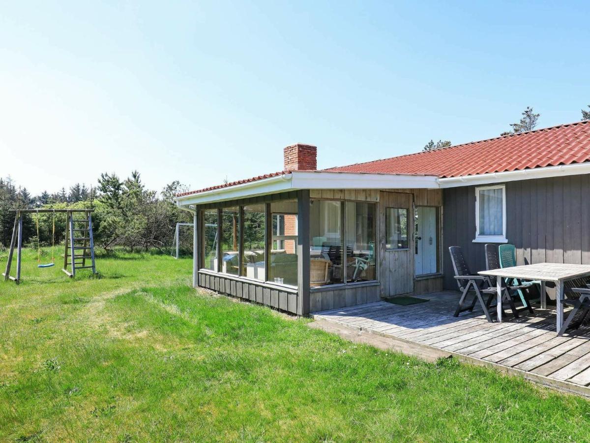 Holiday Home Lokken X Kültér fotó